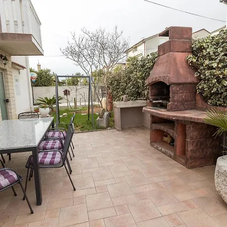 Studio In With Terrace, Air Conditioning, Wi-fi * تْسْغيكفانِتْسا
